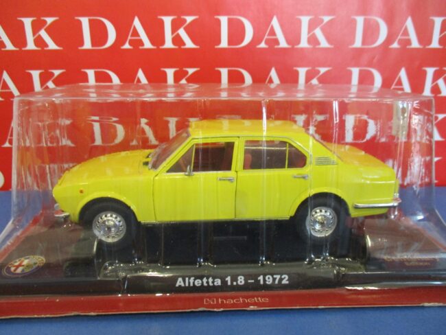 Die cast 1/24 Modellino Auto Alfa Romeo Alfetta 1800 1972