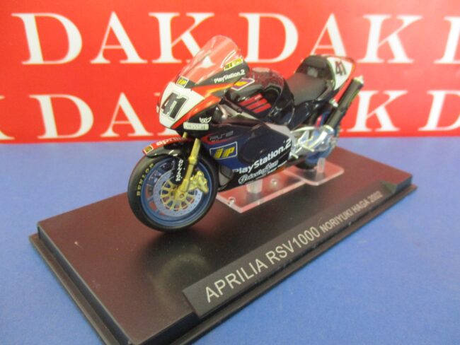 Die cast 1/24 Modellino Moto GP Aprilia RSV 1000 N. Haga 2002 - immagine 2