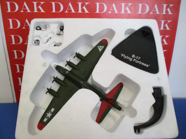 Die cast 1/144 Modellino Aereo Aircraft Boeing B-17G Flying Fortress Texas Raide - immagine 4