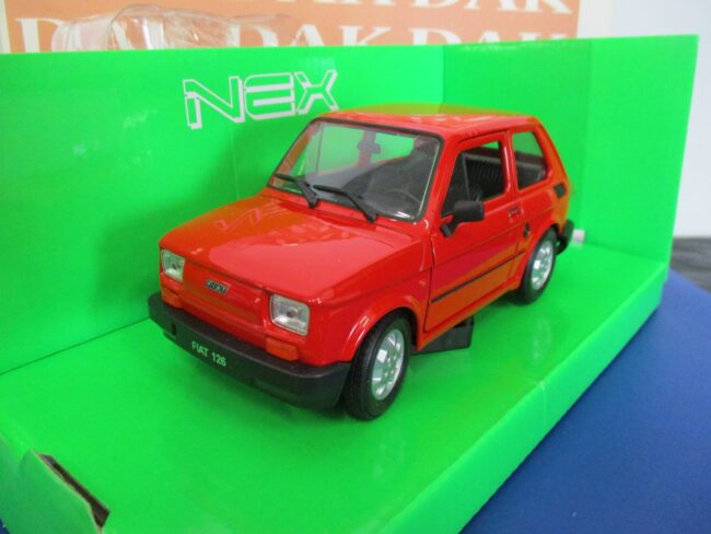 Die cast 1/24 1/27 Modellino Auto Fiat 126 rossa by Welly - immagine 2