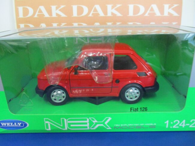 Die cast 1/24 1/27 Modellino Auto Fiat 126 rossa by Welly - immagine 4