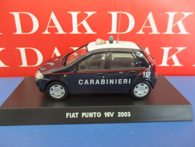 Die cast 1/43 Modellino Auto Carabinieri Fiat Punto 16V 2003