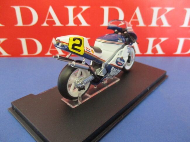 Die cast 1/24 Modellino Moto GP Honda NSR500 Wayne Gardner 1987 - immagine 3