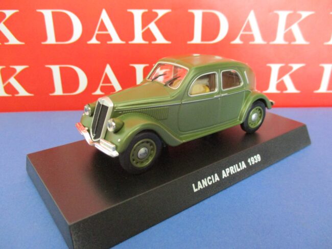 Die cast 1/43 Modellino Auto Carabinieri Lancia Aprilia 1939 verde