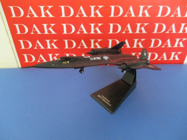 Die cast 1/144 Modellino Aereo Aircraft Lockheed SR-71 Blackbird 972 USAF Atlas - immagine 2