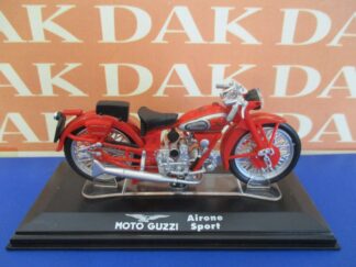 Die cast 1/24 Modellino Moto Guzzi Falcone rosso by Starline