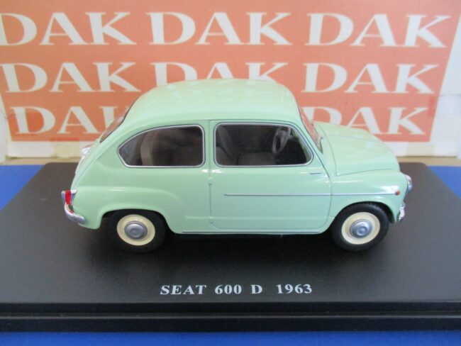 Di cast 1/24 Modellino Auto Seat 600 D 1963 - immagine 2