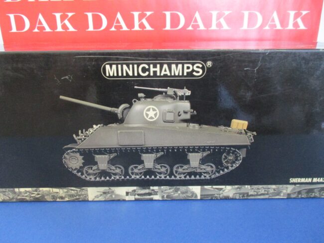 Die cast 1/35 Modellino Carro Armato Tank Sherman M4A3 by Minichamps - immagine 4