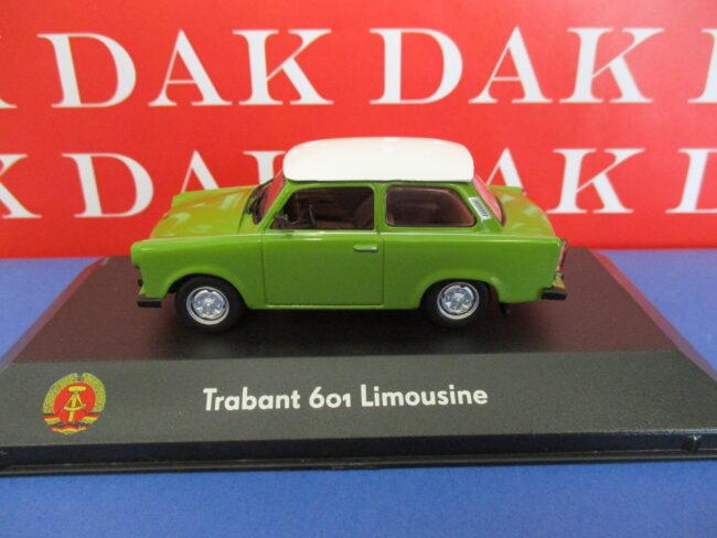 Die cast 1/43 Modellino Auto Trabant 601 Limousine by Atlas - immagine 2