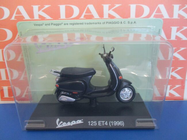 Die cast 1/18 Modellino Scooter Piaggio Vespa 125 ET4 1996