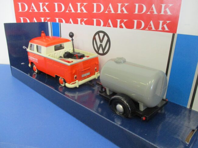 Die cast 1/24 Modellino Furgone Volkswagen T1 Pick Up Service + Trailer - immagine 3