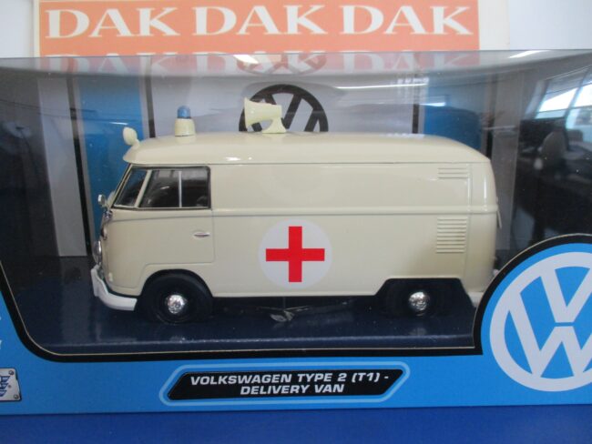 Die cast 1/24 Modellino Furgone Volkswagen T1 Van Ambulanza Ambulance 1962 - immagine 4