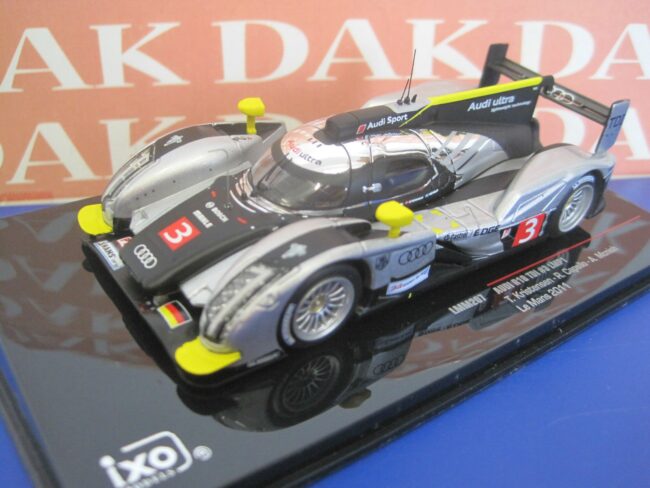 Die cast 1/43 Audi R18 TDI N3 24H Le Mans 2011 R.Capello by Ixo