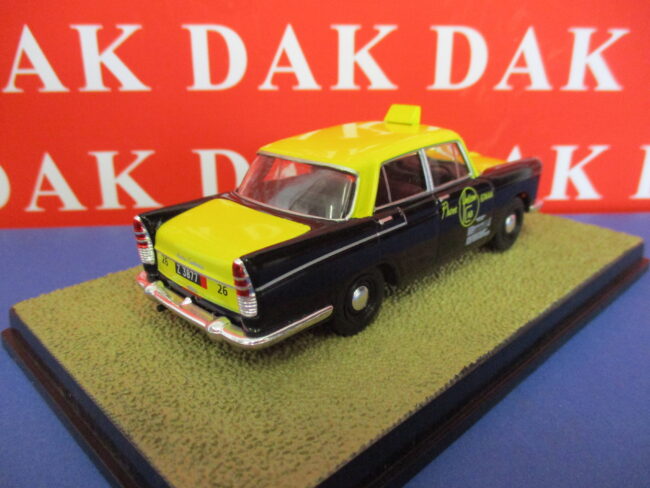 Die cast 1/43 Modellino Auto 007 James Bond Taxi Austin A55 Cambridge MKII Dr.NO - immagine 3