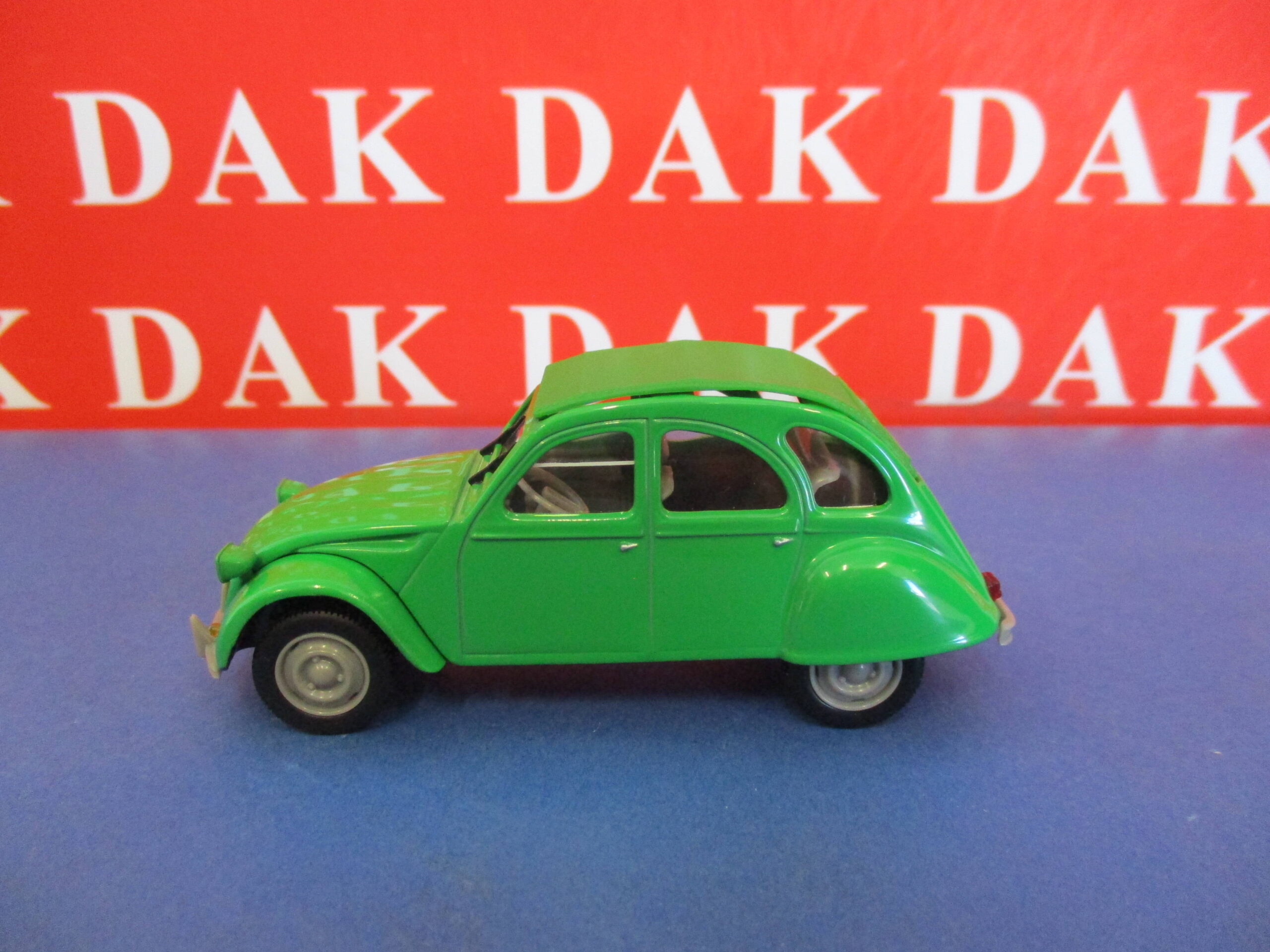 Die cast 1/43 Modellino Auto Citroen 2CV 6 1974 verde by Norev