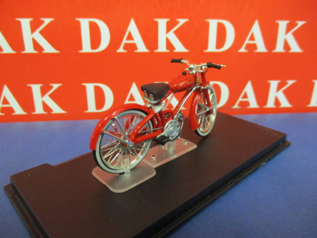 Die cast 1/24 Modellino Motorino Scooter Ducati Cucciolo 1946 - immagine 3