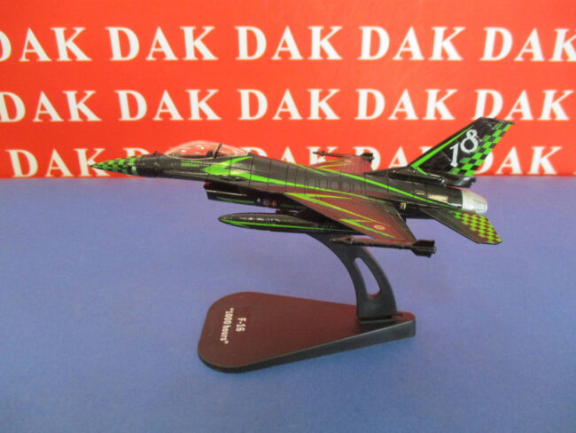 Die cast 1/100 Modellino Aereo General Dynamics F-16 Fighting Falcon 37 Stormo