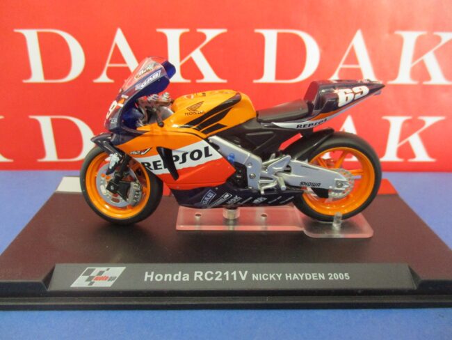 Die cast 1/24 Modellino Moto GP Honda RC211V Nicky Hayden 2005