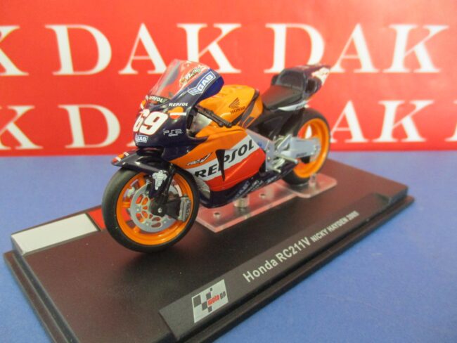 Die cast 1/24 Modellino Moto GP Honda RC211V Nicky Hayden 2005 - immagine 2