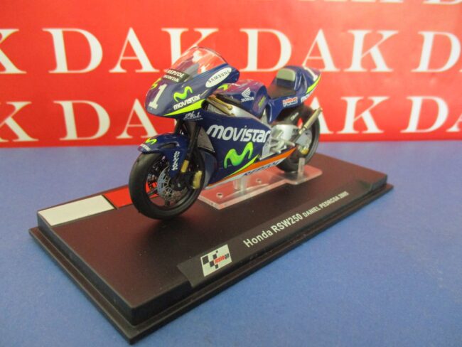 Die cast 1/24 Modellino Moto GP Honda RSW250 Dani Pedrosa 2005 - immagine 2