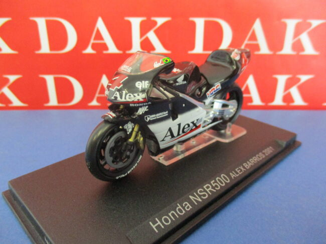 Die cast 1/24 Modellino Moto GP Honda NSR500 Alex Barros 2001 - immagine 2