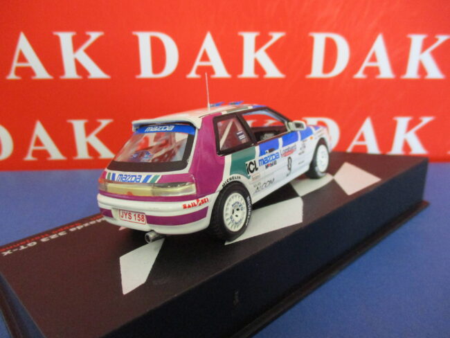 Die cast 1/43 Modellino Auto Mazda 323GTX RAC Rally 1991 T. Makinen - immagine 3