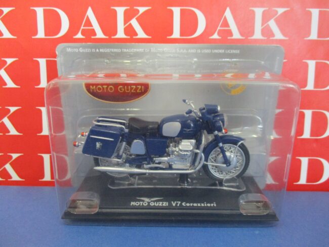 Die cast 1/24 Modellino Moto Guzzi V7 Corazzieri by starline