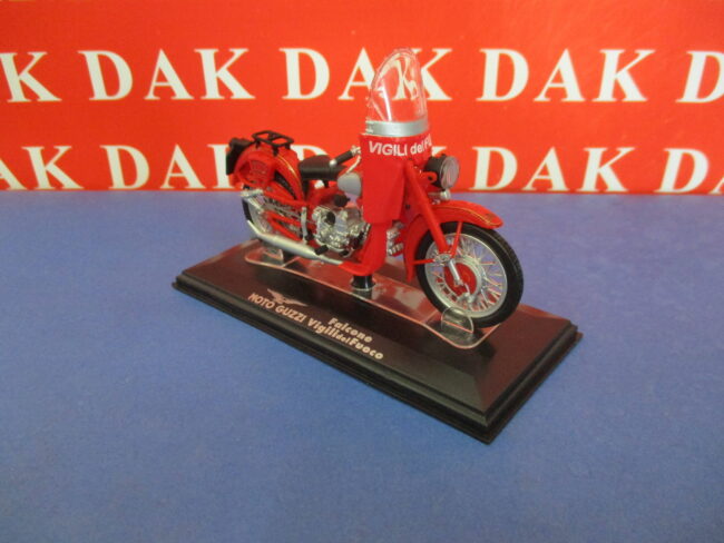 Die cast 1/24 Modellino Moto Moto Guzzi Falcone Vigili del Fuoco by Starline - immagine 2