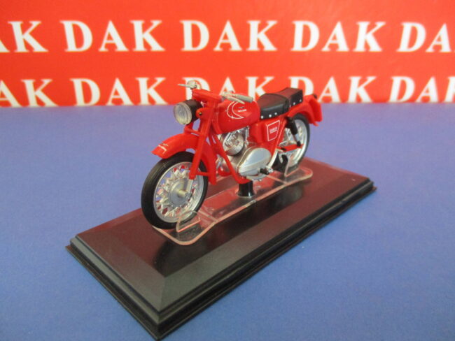 Die cast 1/24 Modellino Moto Guzzi Lodola by Starline - immagine 2