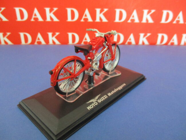 Die cast 1/24 Modellino Moto Guzzi Motoleggera by Starline - immagine 3