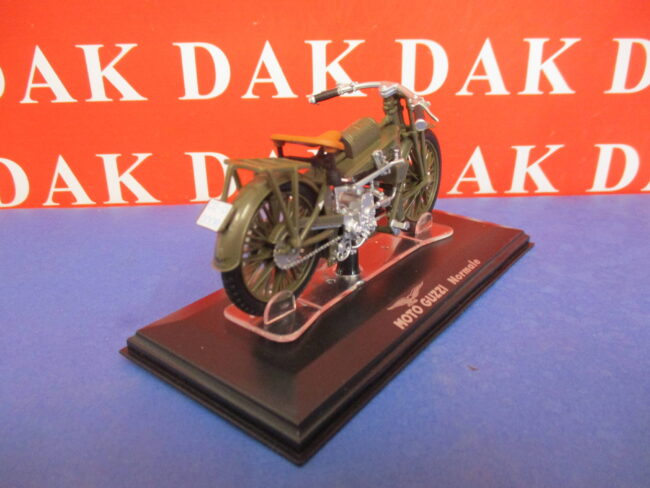 Die cast 1/24 Modellino Moto Guzzi Normale by Starline - immagine 4