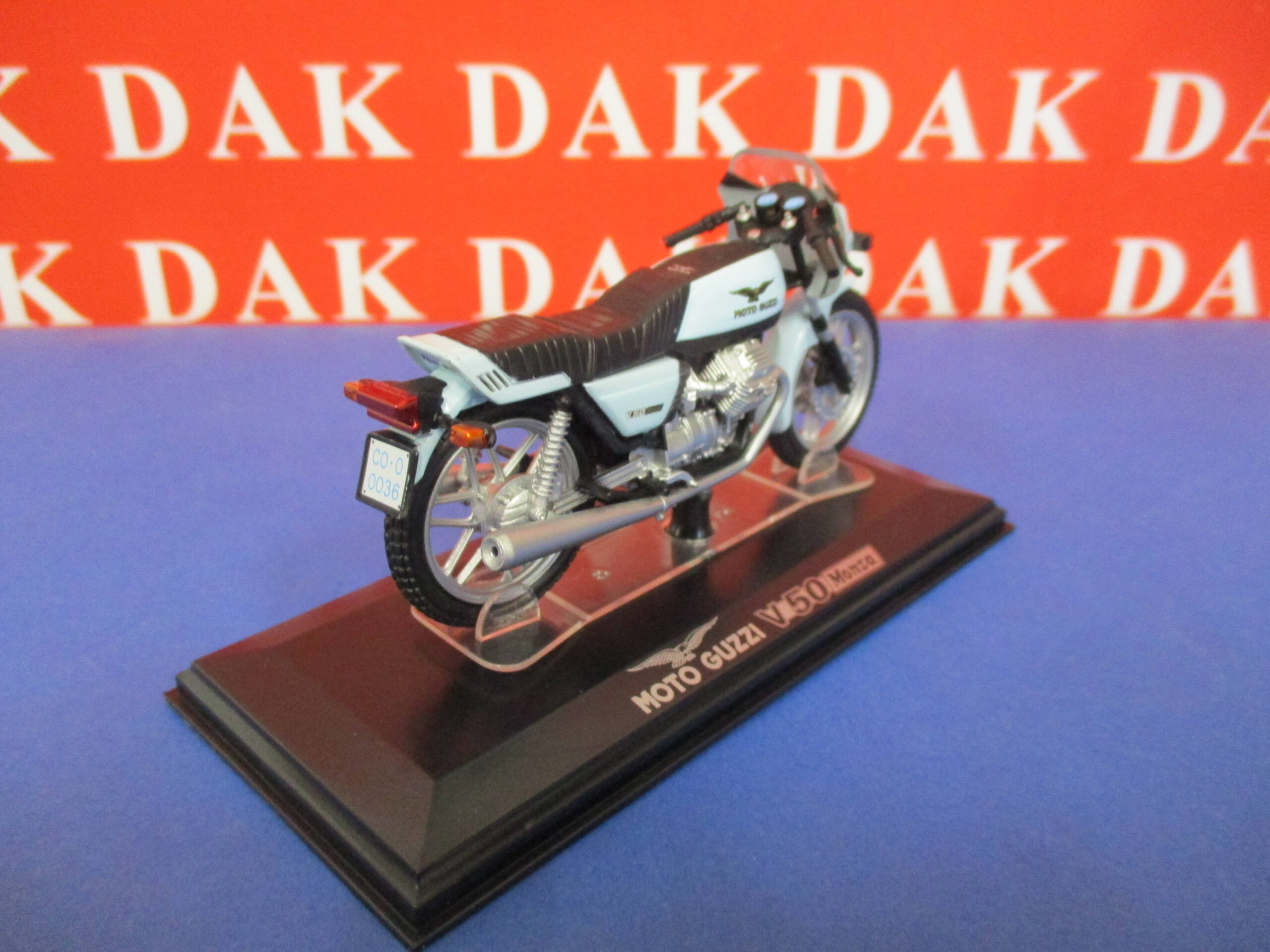 Die cast 1/24 Modellino Moto Guzzi Motoleggera by Starline - Dak Mantova sas