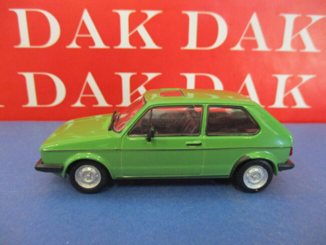 Die cast 1/43 Modellino Auto Volkswagen Golf MKI Verde by Ist - immagine 2