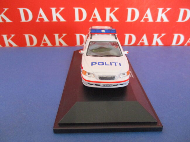 Die cast 1/43 Modellino Auto Polizia Police Volvo V70 SW 2002 Norway - immagine 3