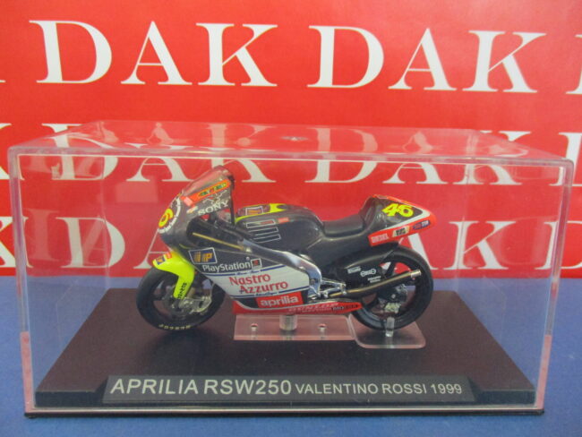 Die cast 1/24 Modellino Moto GP Aprilia RSW250 Valentino Rossi 1999 - immagine 4