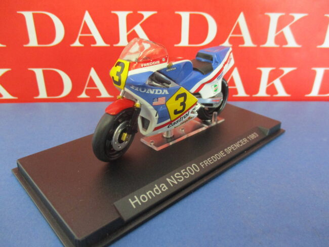 Die cast 1/24 Modellino Moto GP Honda NS500 Freddie Spencer 1983 - immagine 2