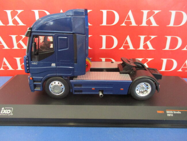 Die cast 1/43 Modellino Camion Truck Iveco Stralis 2012 blu by Ixo - immagine 2