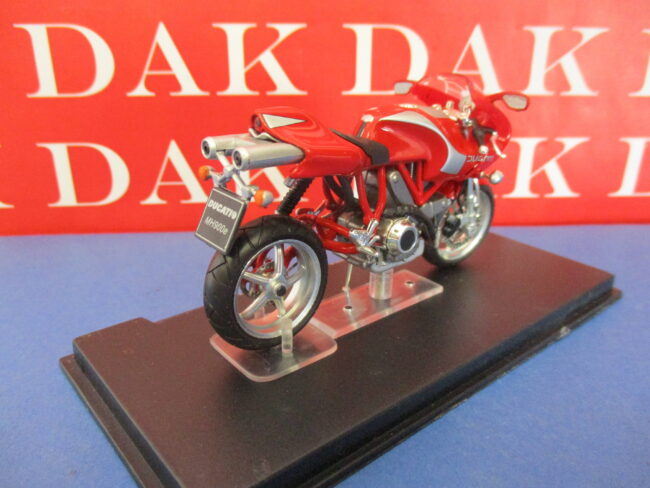 Die cast 1/24 Modellino Moto Ducati MH900e 2000 - immagine 3