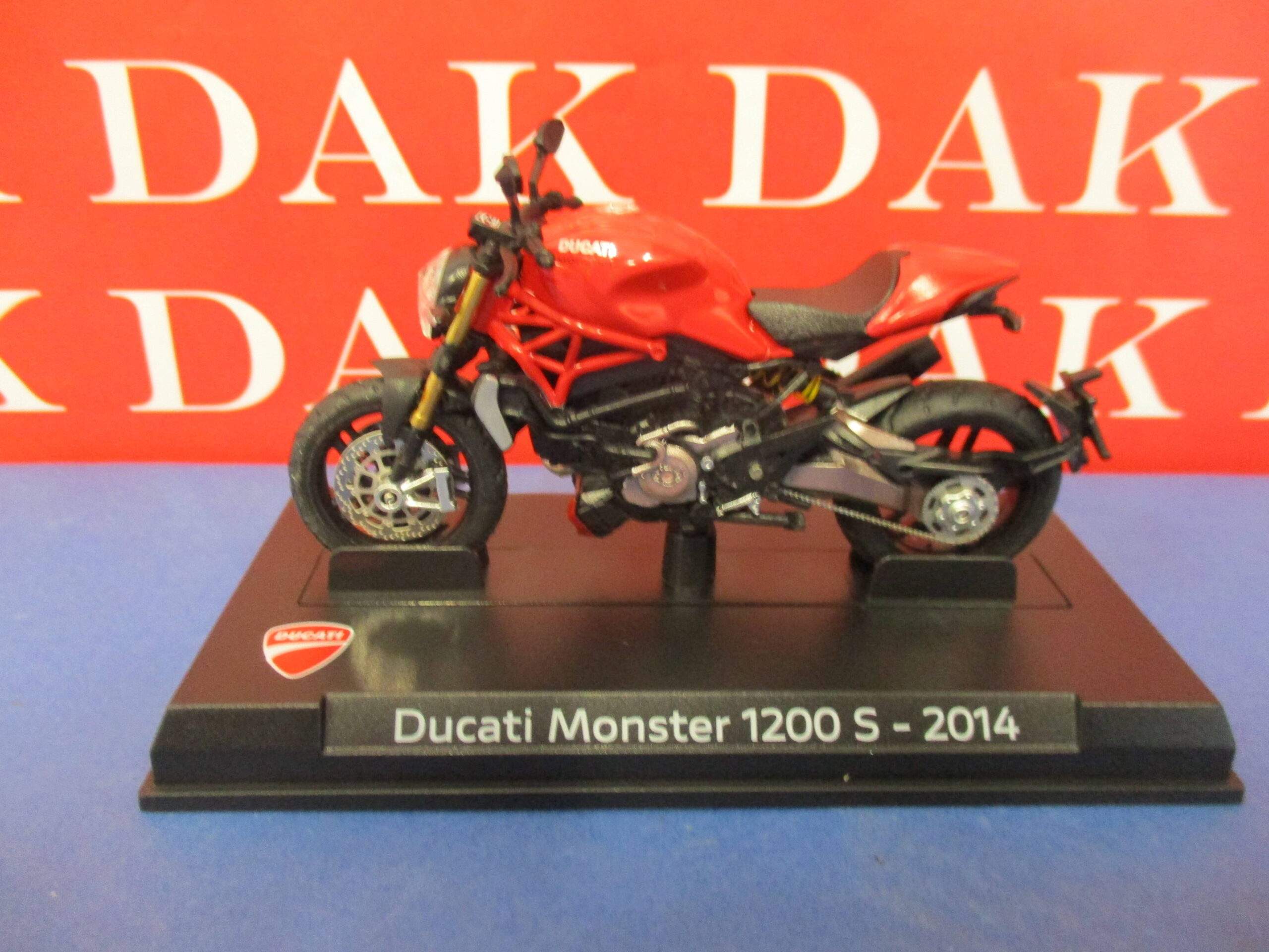 Die cast 1/24 Modellino Moto Ducati Monster 1200 S 2014