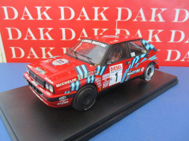 Die cast 1/24 Modellino Auto Lancia Delta Int. 16V Rally Sanremo 1989 M. Biasion - immagine 2