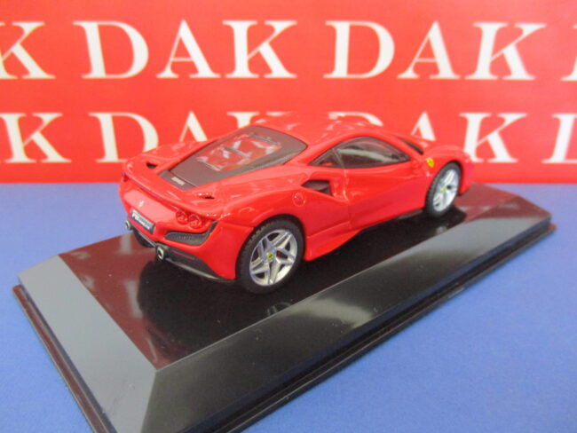 Die cast 1/43 Modellino Auto Ferrari F8 Tributo 2019 - immagine 3