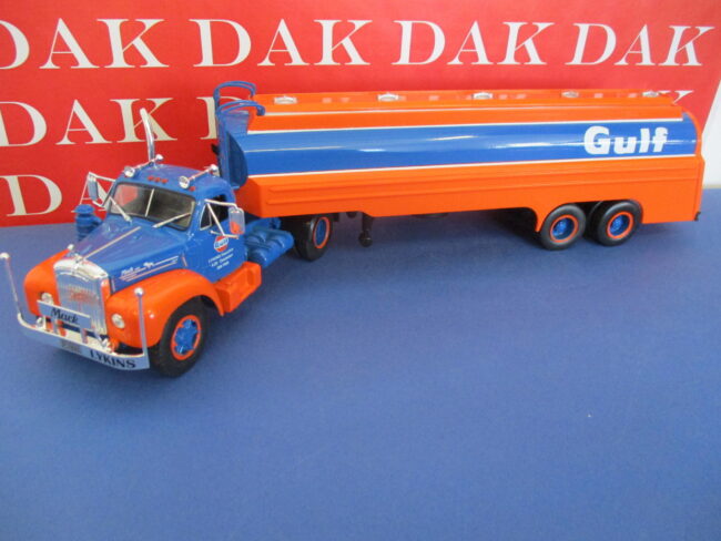 Die cast 1/43 Modellino Camion Truck Mack B61T Cisterna Gulf 1953