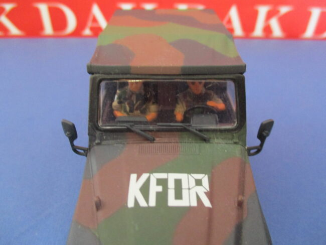 Die cast 1/43 Modellino Auto Peugeot P4 KFOR French Army - immagine 3