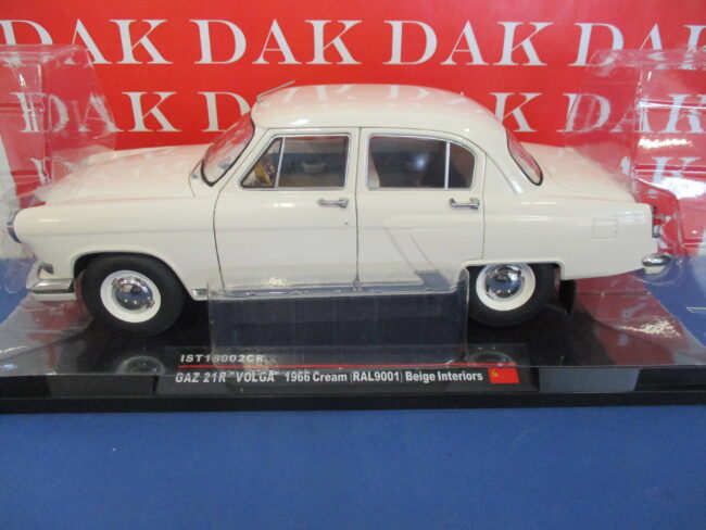 Die cast 1/18 Modellino Auto Gaz 21R Volga 1966 Cream by Ist