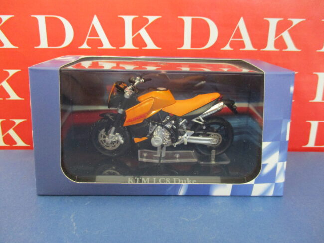 Die cast 1/24 Modellino Moto KTM LC8 Duke - immagine 5