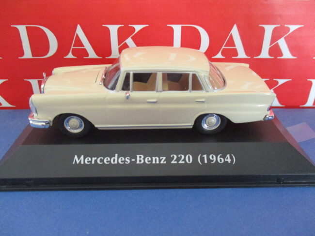 Die cast 1/43 Modellino Auto Mercedes-Benz 220 1964 - immagine 2