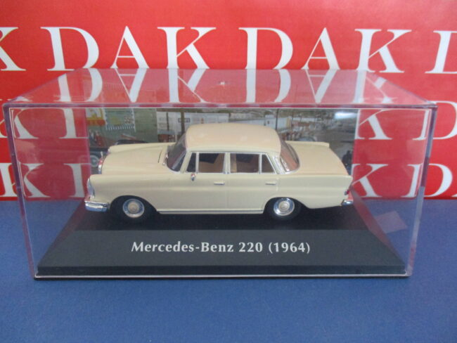 Die cast 1/43 Modellino Auto Mercedes-Benz 220 1964 - immagine 4