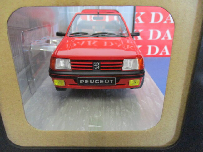 Die cast 1/18 Modellino Auto Peugeot 205 Cabriolet CTI MKI 1989 by Solido - immagine 2