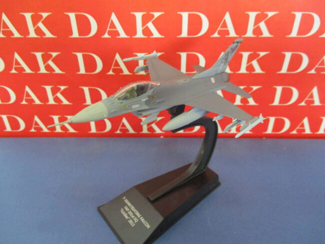 Die cast 1/100 Modellino Aereo Aircraft F-16AM Fighting Falcon Portugal 2013 - immagine 2