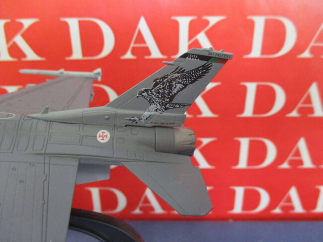 Die cast 1/100 Modellino Aereo Aircraft F-16AM Fighting Falcon Portugal 2013 - immagine 3